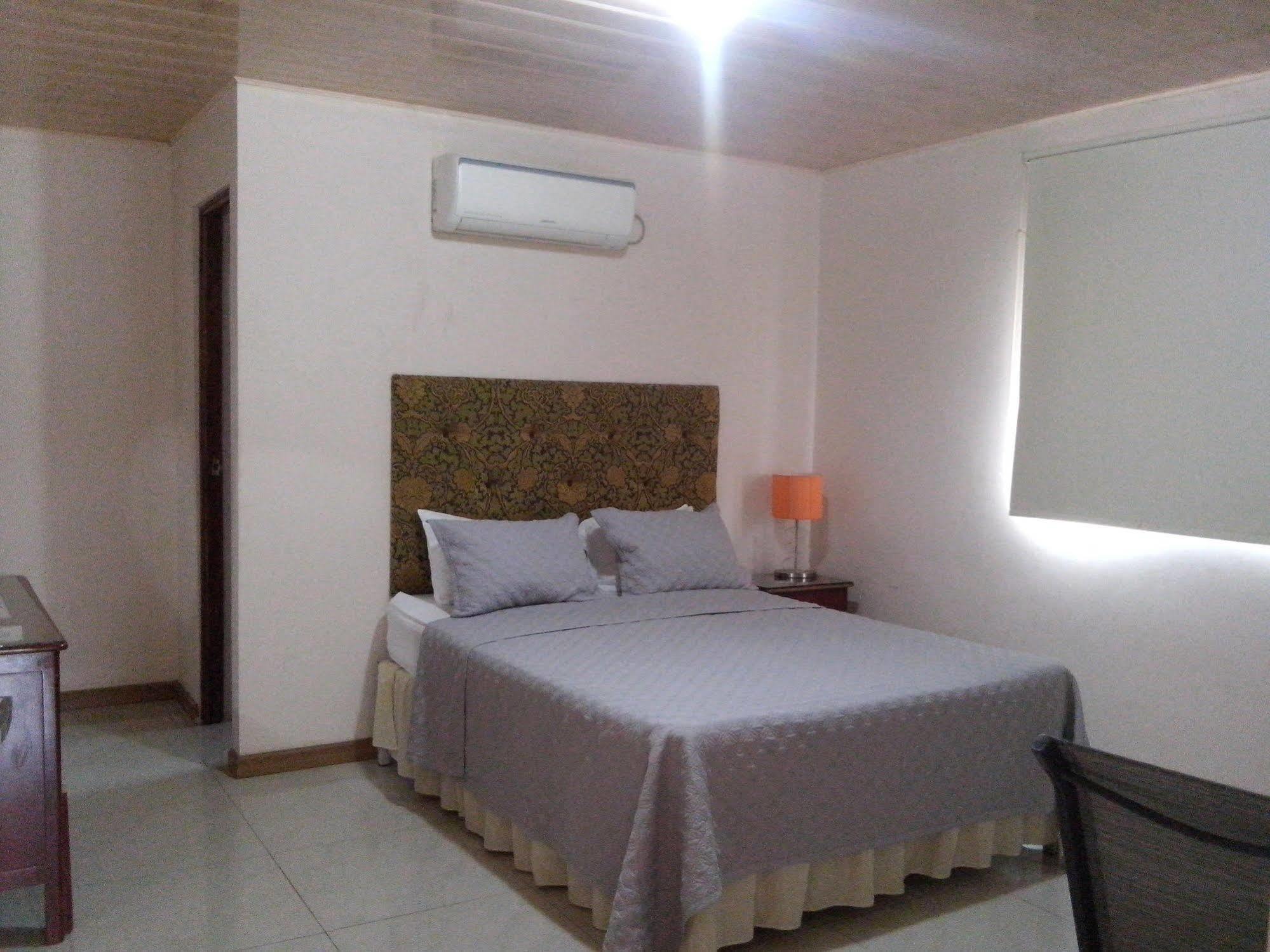 Hotel Piamonte Las Tablas Exterior foto